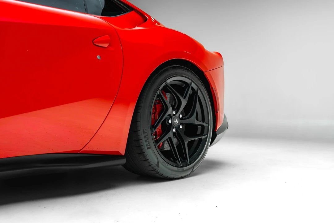 2019 Ferrari 812 Superfast - Image 16 of 31