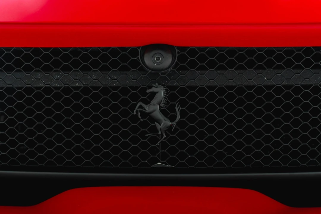 2019 Ferrari 812 Superfast - Image 25 of 31