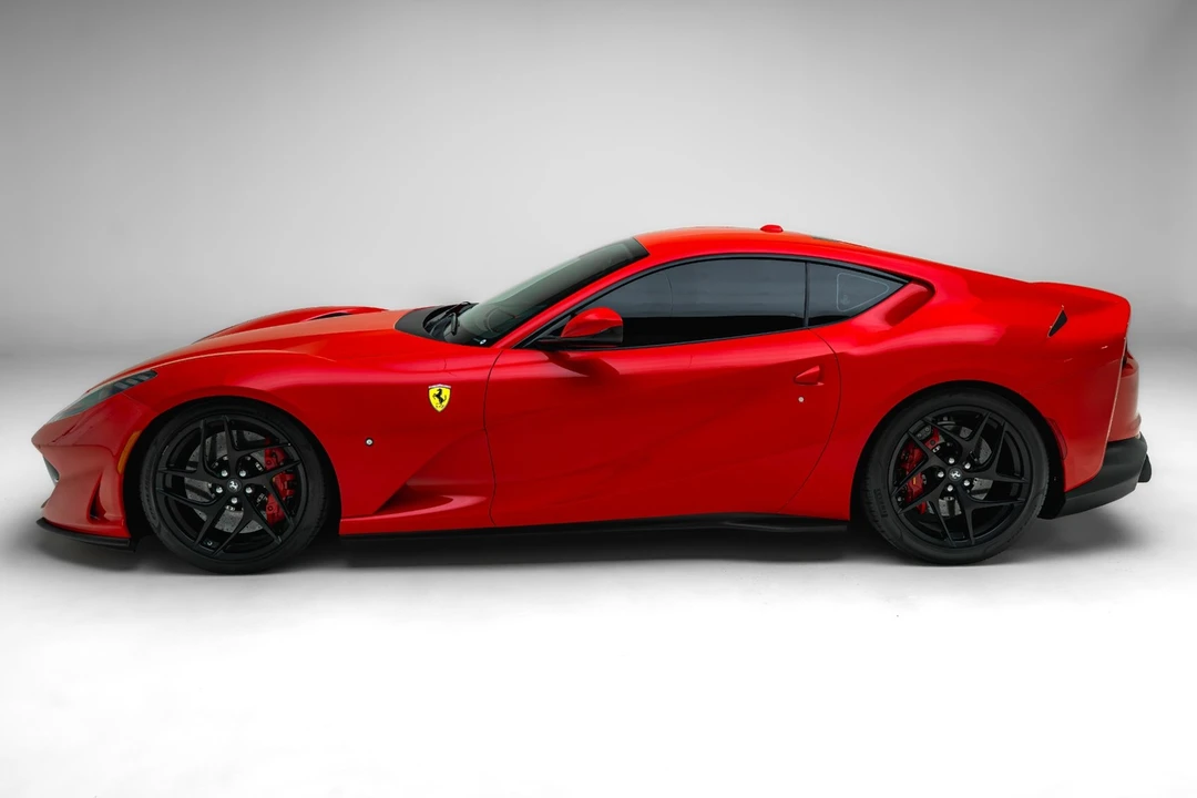 2019 Ferrari 812 Superfast - Image 5 of 31