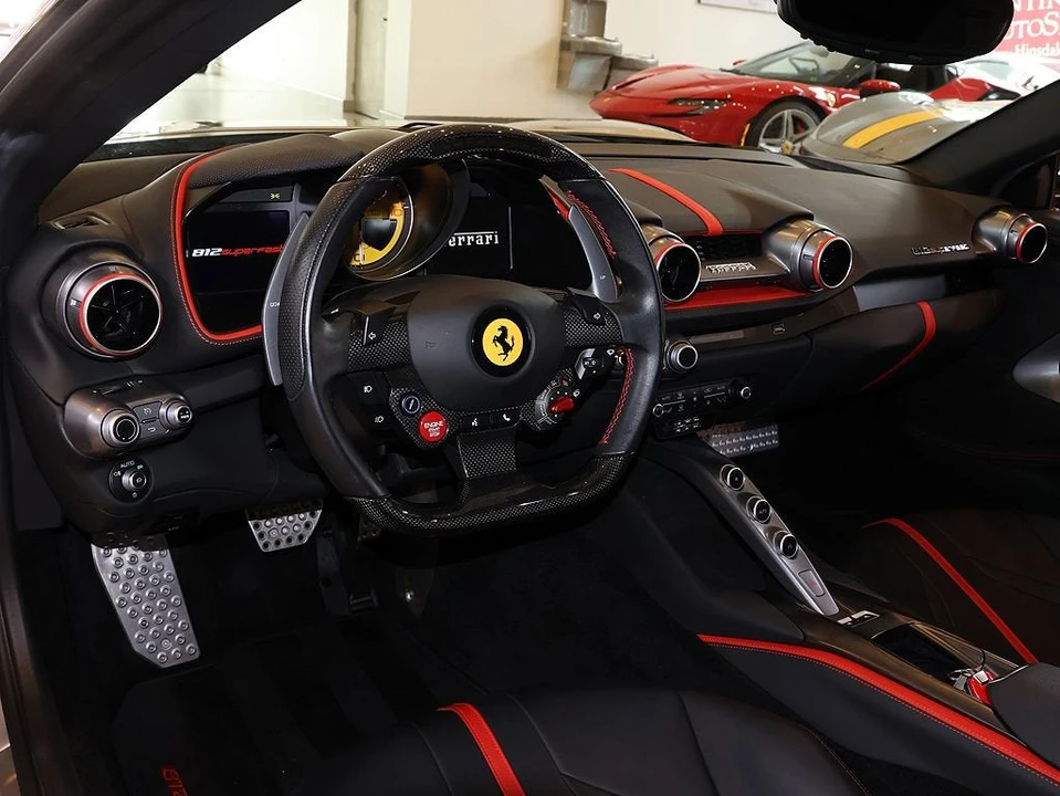 2019 Ferrari 812 Superfast - Image 6 of 31