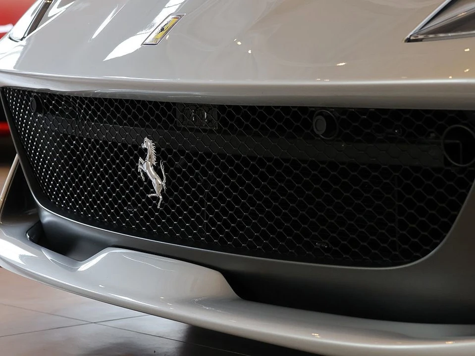2019 Ferrari 812 Superfast - Image 18 of 31