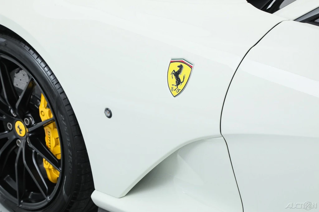 2019 Ferrari 812 Superfast - Image 15 of 21