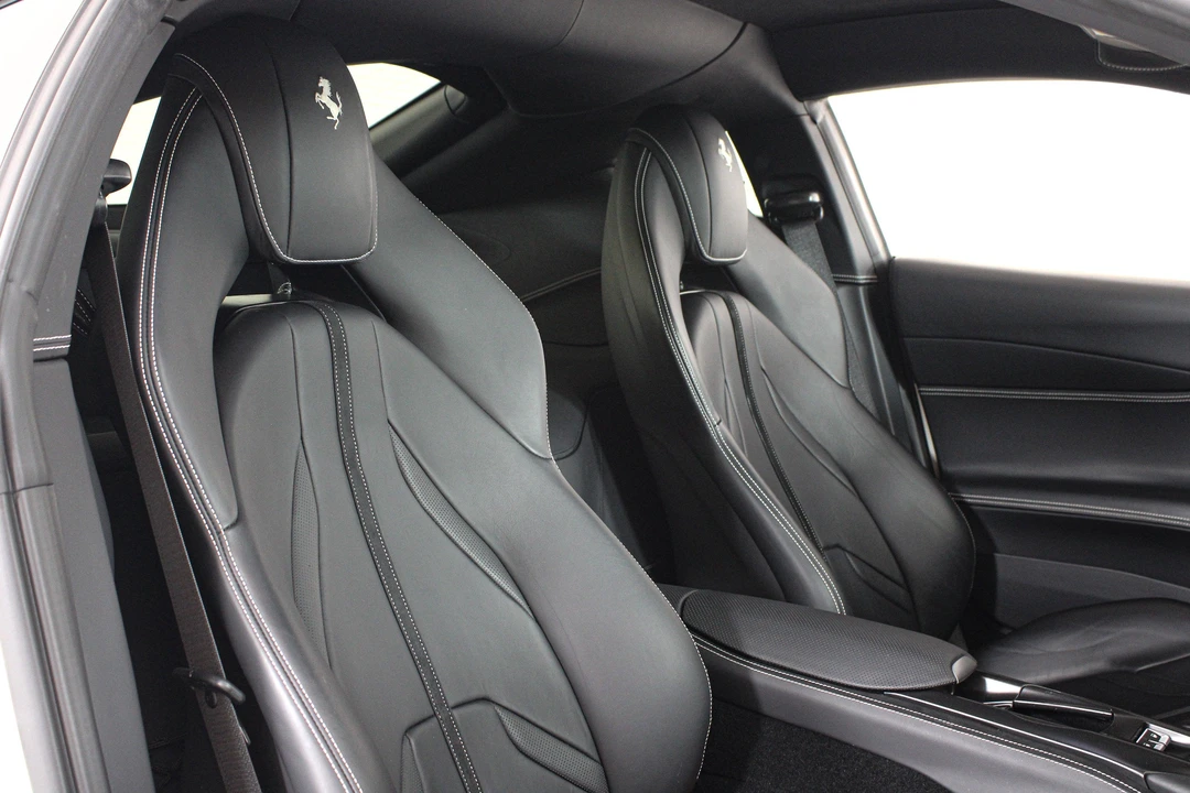 2019 Ferrari 812 Superfast - Image 24 of 31