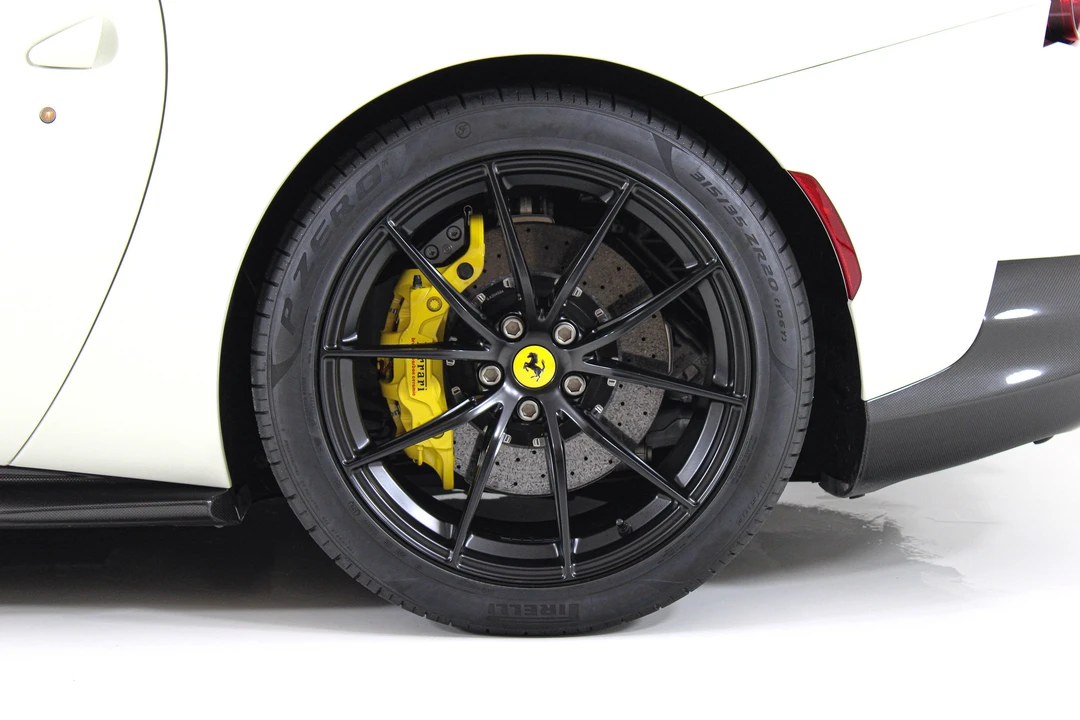 2019 Ferrari 812 Superfast - Image 16 of 31