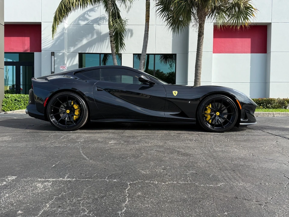 2019 Ferrari 812 Superfast - Image 2 of 21