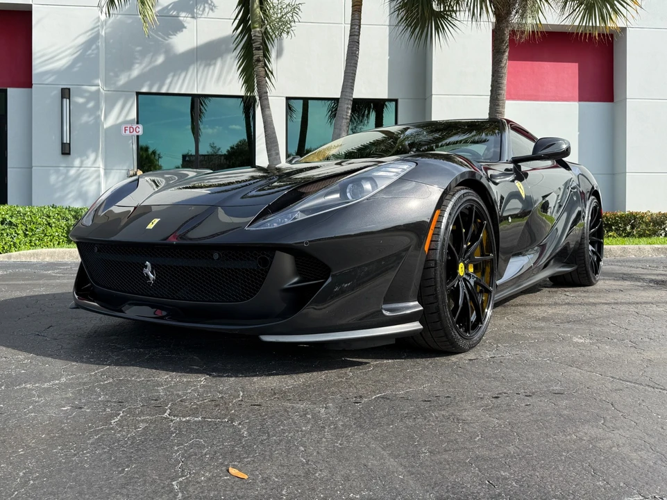 2019 Ferrari 812 Superfast - Image 8 of 21