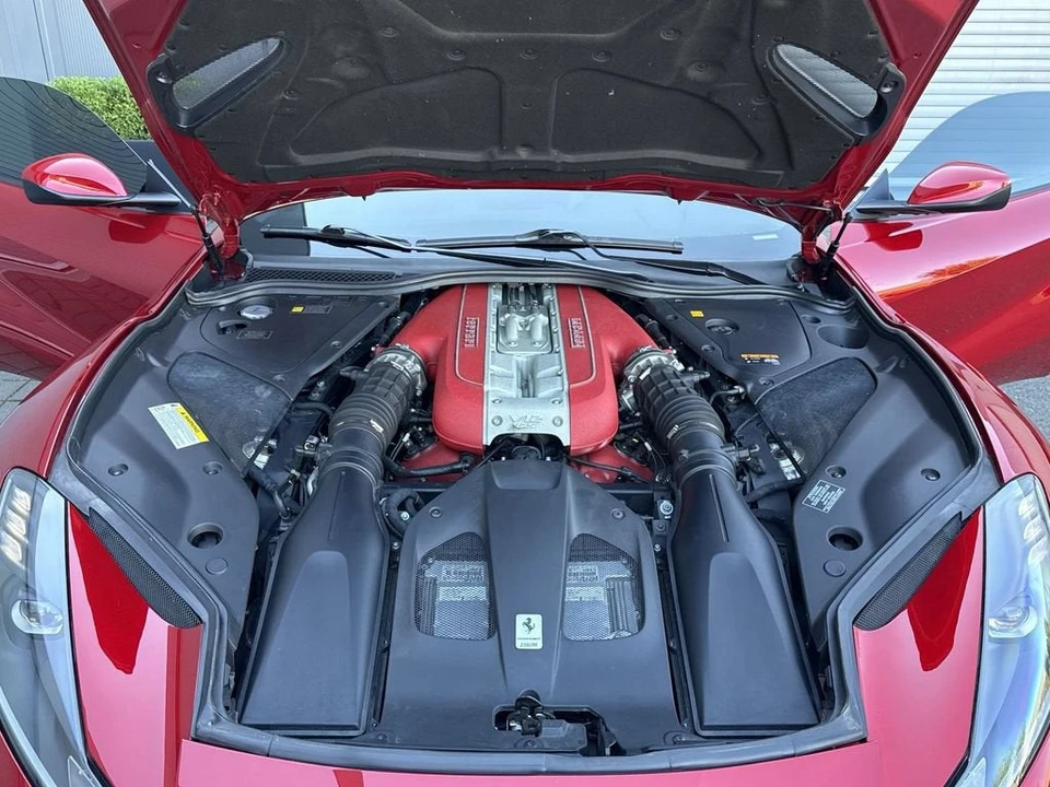 2019 Ferrari 812 Superfast - Image 24 of 31