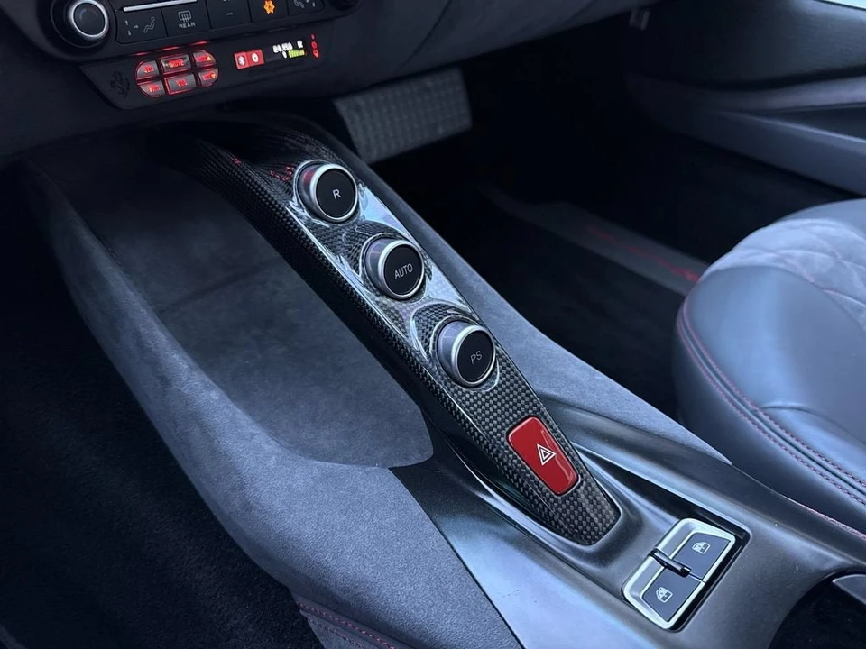 2019 Ferrari 812 Superfast - Image 20 of 31