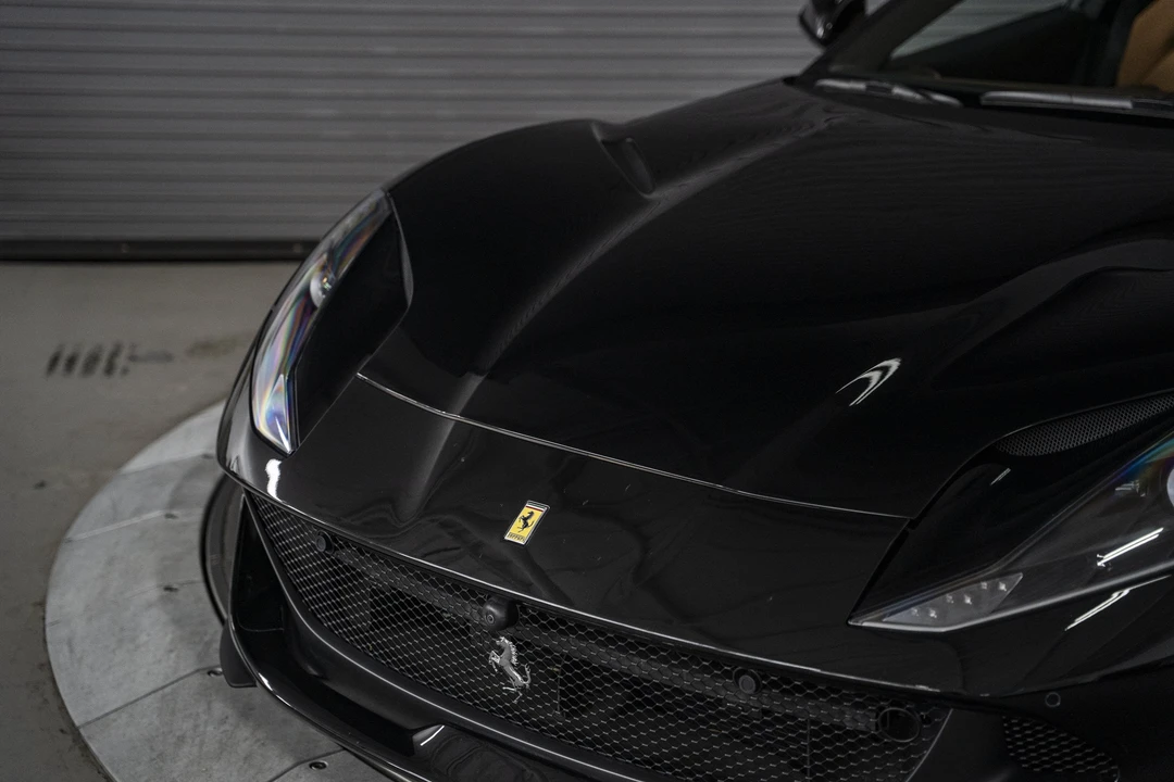 2019 Ferrari 812 Superfast - Image 10 of 31