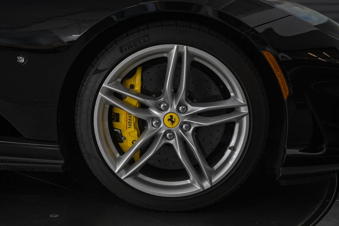 2019 Ferrari 812 Superfast - Image 16 of 31