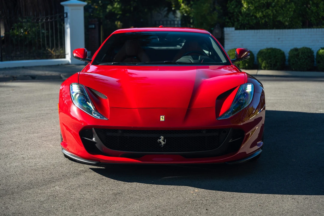 2019 Ferrari 812 Superfast - Image 30 of 31