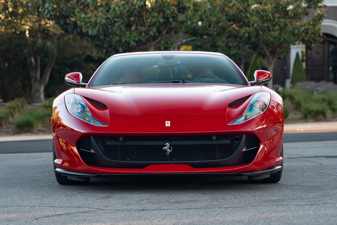 2019 Ferrari 812 Superfast - Image 9 of 31