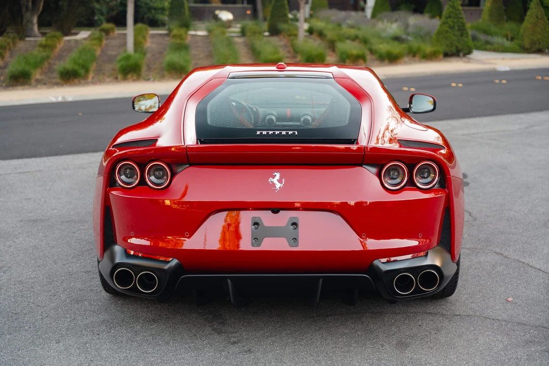 2019 Ferrari 812 Superfast - Image 21 of 31