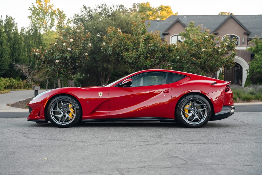 2019 Ferrari 812 Superfast - Image 16 of 31