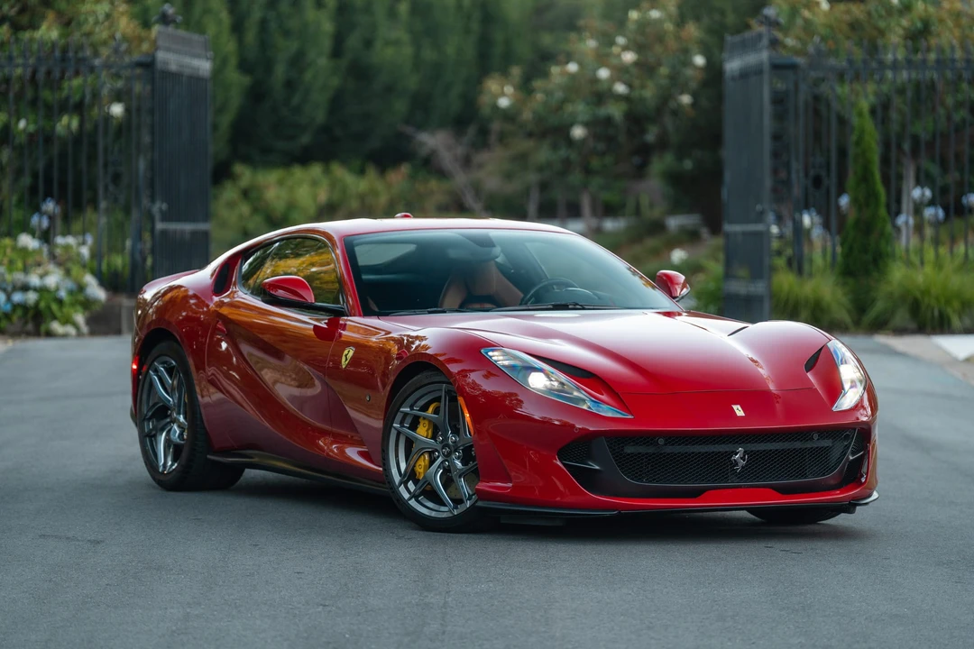 2019 Ferrari 812 Superfast - Image 3 of 31