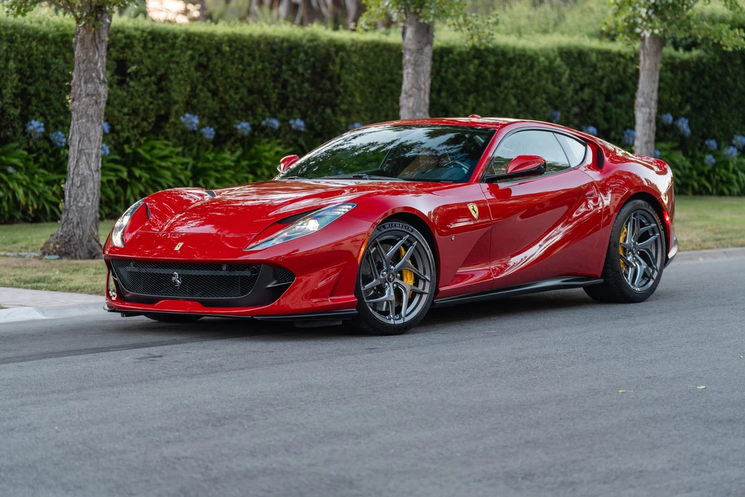 2019 Ferrari 812 Superfast - Image 12 of 31