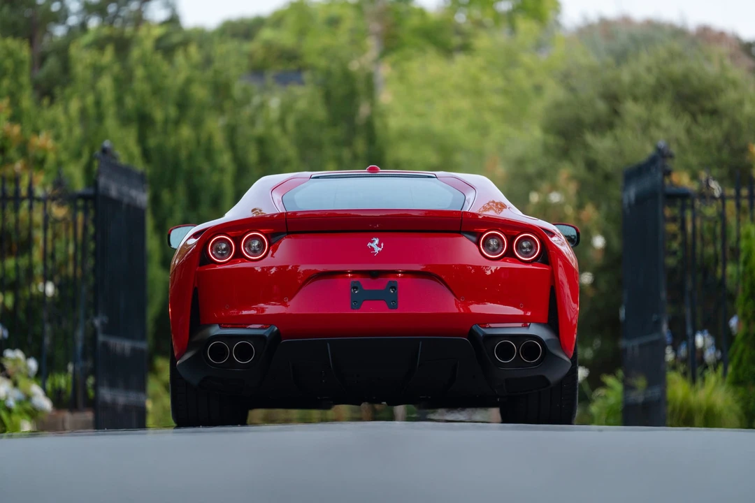 2019 Ferrari 812 Superfast - Image 19 of 31