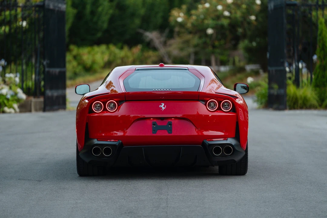 2019 Ferrari 812 Superfast - Image 18 of 31