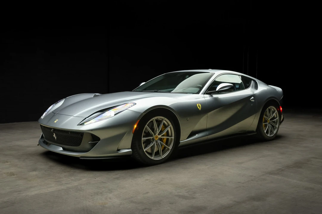 2019 Ferrari 812 Superfast - Image 17 of 31