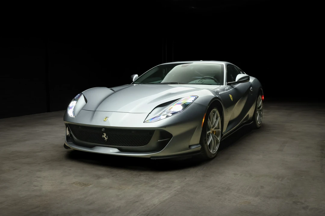 2019 Ferrari 812 Superfast - Image 16 of 31