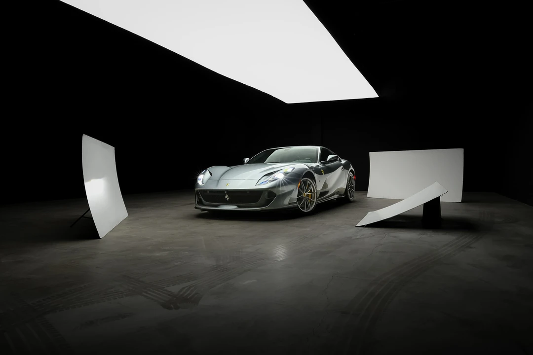 2019 Ferrari 812 Superfast - Image 18 of 31