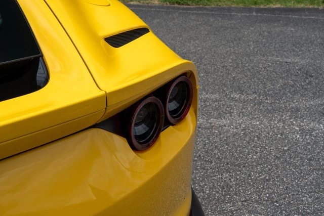 2019 Ferrari 812 Superfast - Image 17 of 31