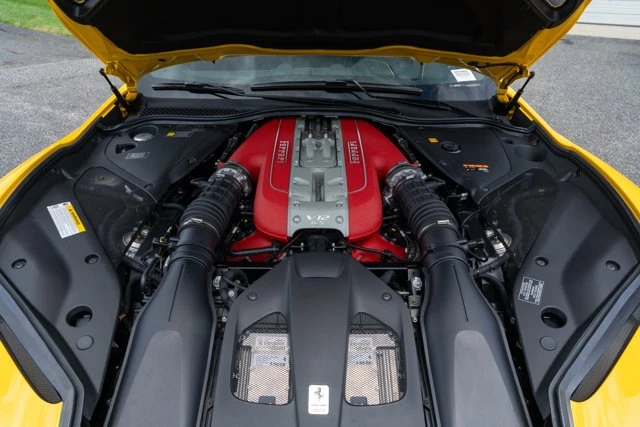 2019 Ferrari 812 Superfast - Image 22 of 31