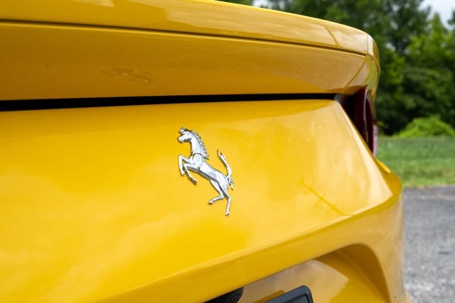 2019 Ferrari 812 Superfast - Image 16 of 31