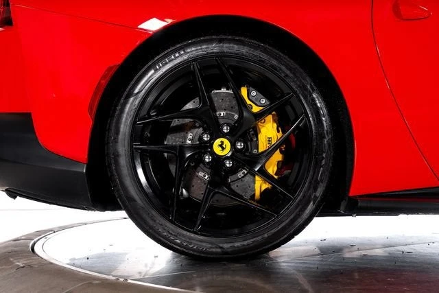 2019 Ferrari 812 Superfast - Image 20 of 31