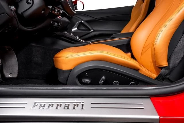 2019 Ferrari 812 Superfast - Image 26 of 31