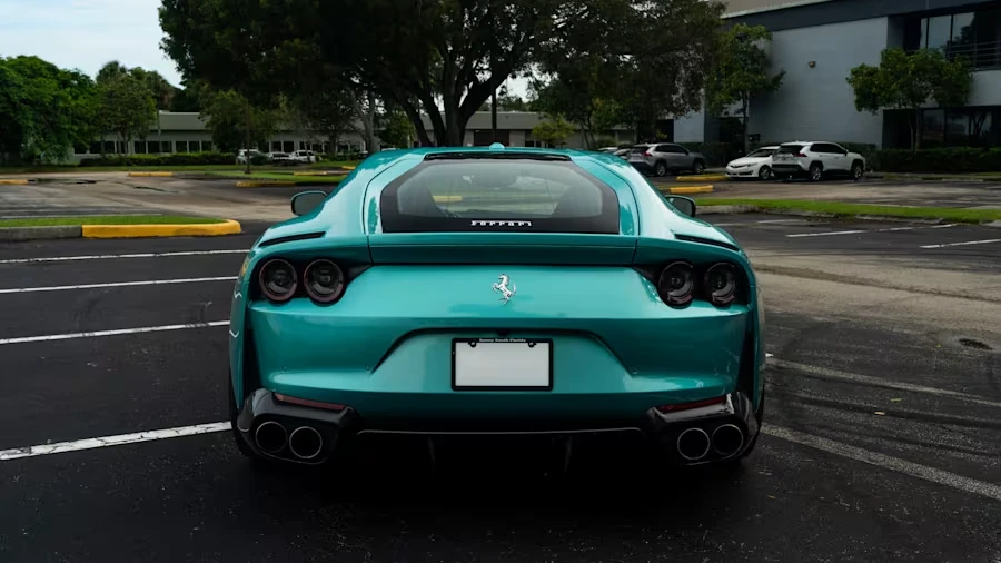 2019 Ferrari 812 Superfast - Image 5 of 31