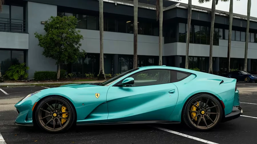 2019 Ferrari 812 Superfast - Image 11 of 31