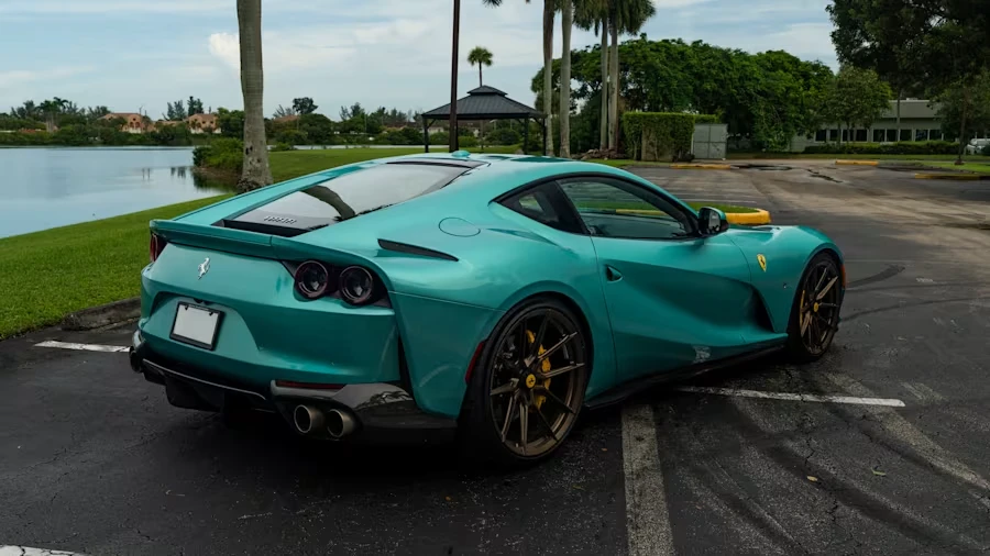 2019 Ferrari 812 Superfast - Image 3 of 31