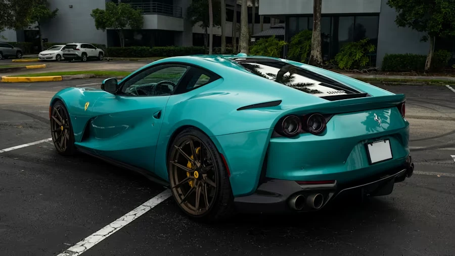 2019 Ferrari 812 Superfast - Image 8 of 31