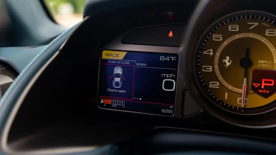 2019 Ferrari 812 Superfast - Image 23 of 31