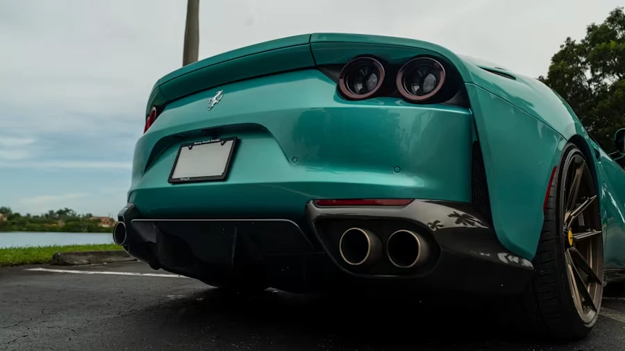 2019 Ferrari 812 Superfast - Image 12 of 31