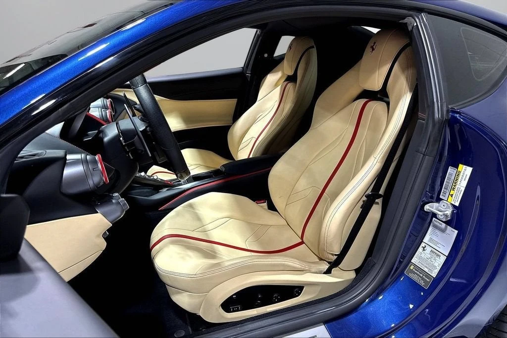 2019 Ferrari 812 Superfast - Image 19 of 31