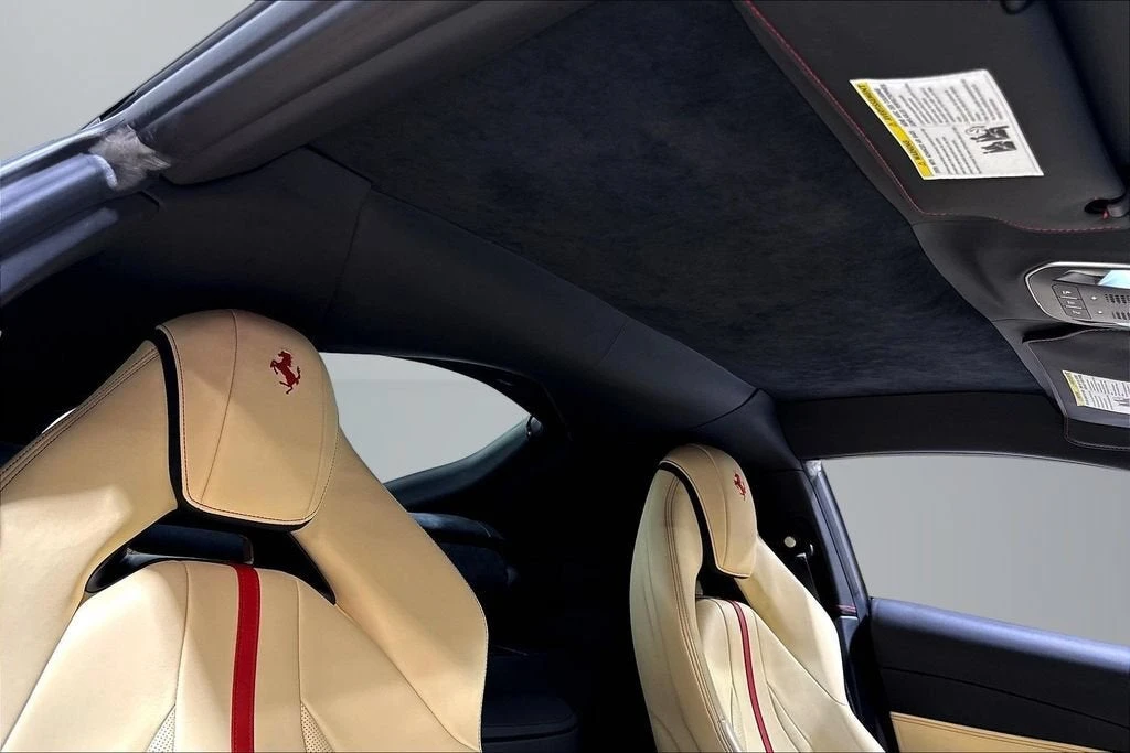 2019 Ferrari 812 Superfast - Image 22 of 31