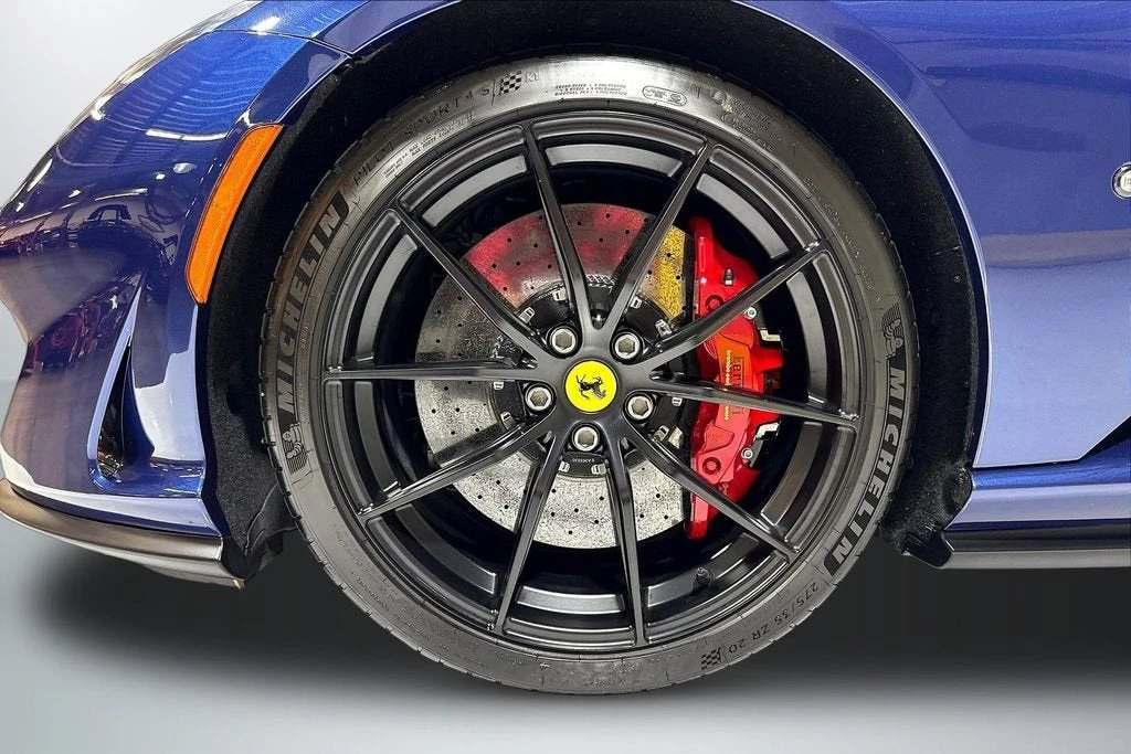 2019 Ferrari 812 Superfast - Image 29 of 31