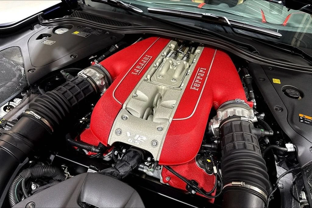 2019 Ferrari 812 Superfast - Image 26 of 31