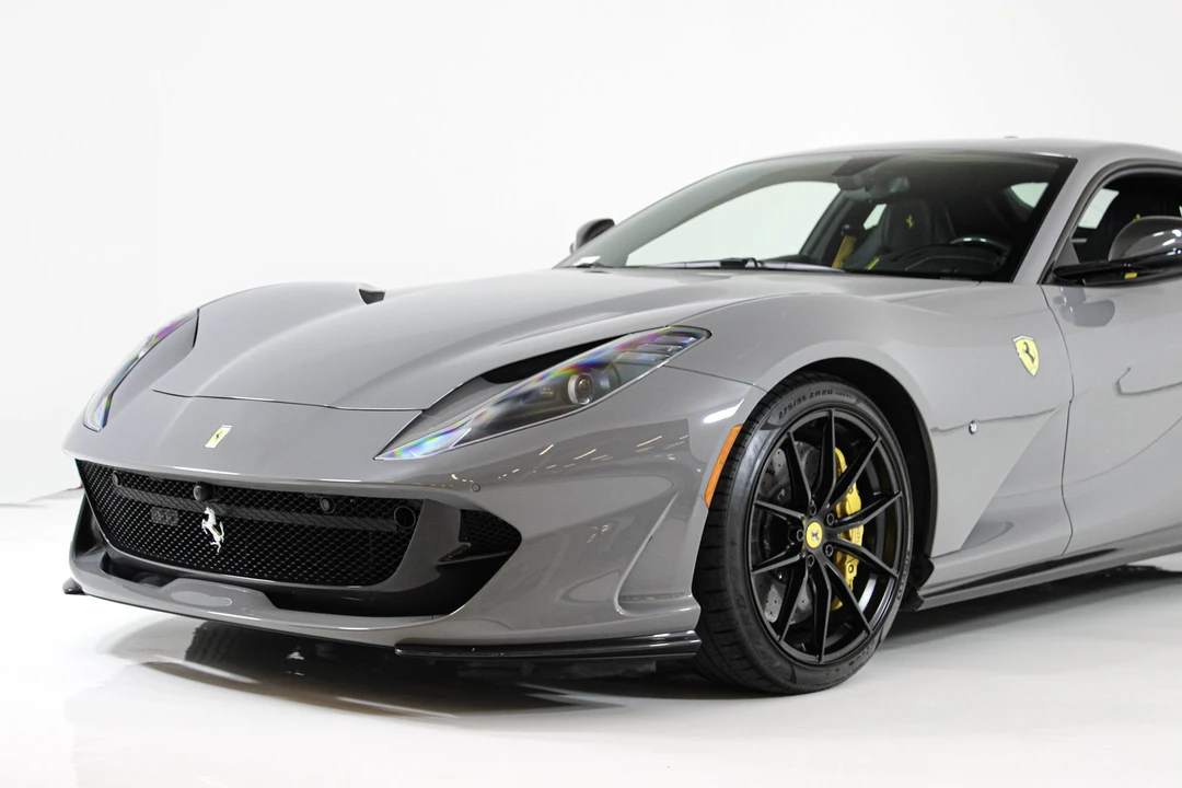 2019 Ferrari 812 Superfast - Image 3 of 31