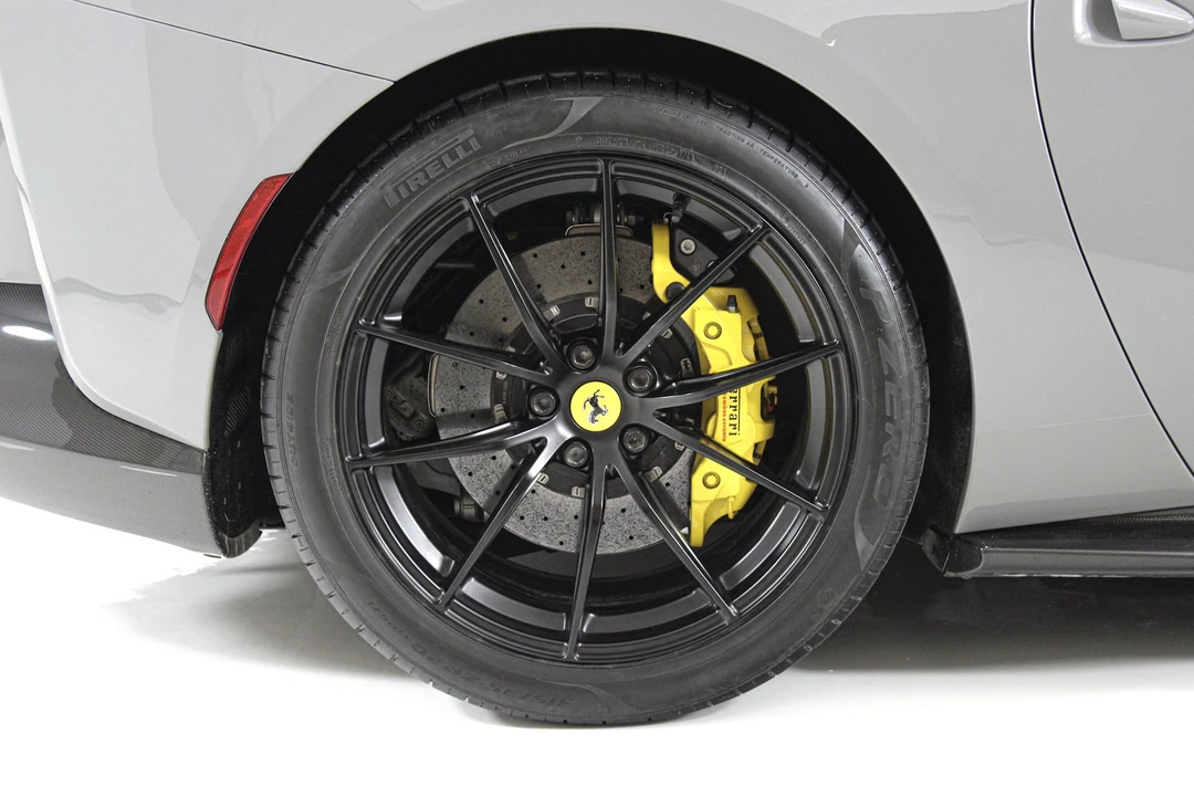2019 Ferrari 812 Superfast - Image 17 of 31