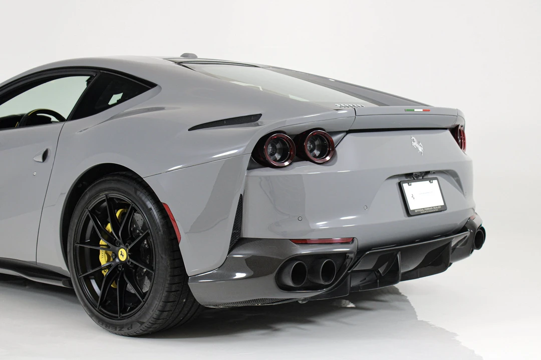 2019 Ferrari 812 Superfast - Image 7 of 31