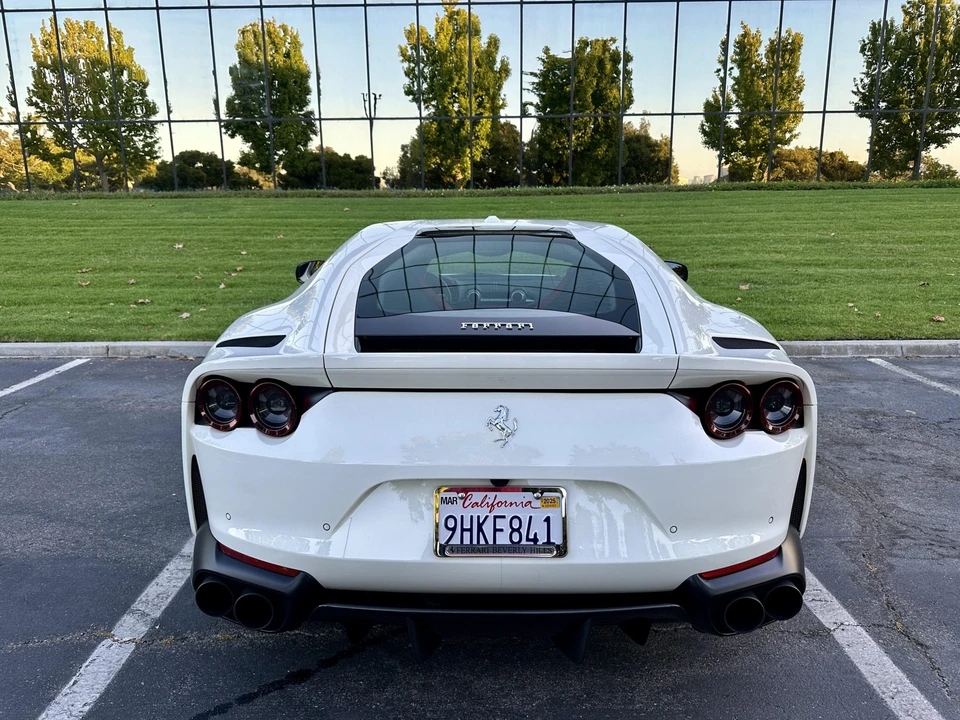 2019 Ferrari 812 Superfast - Image 30 of 31