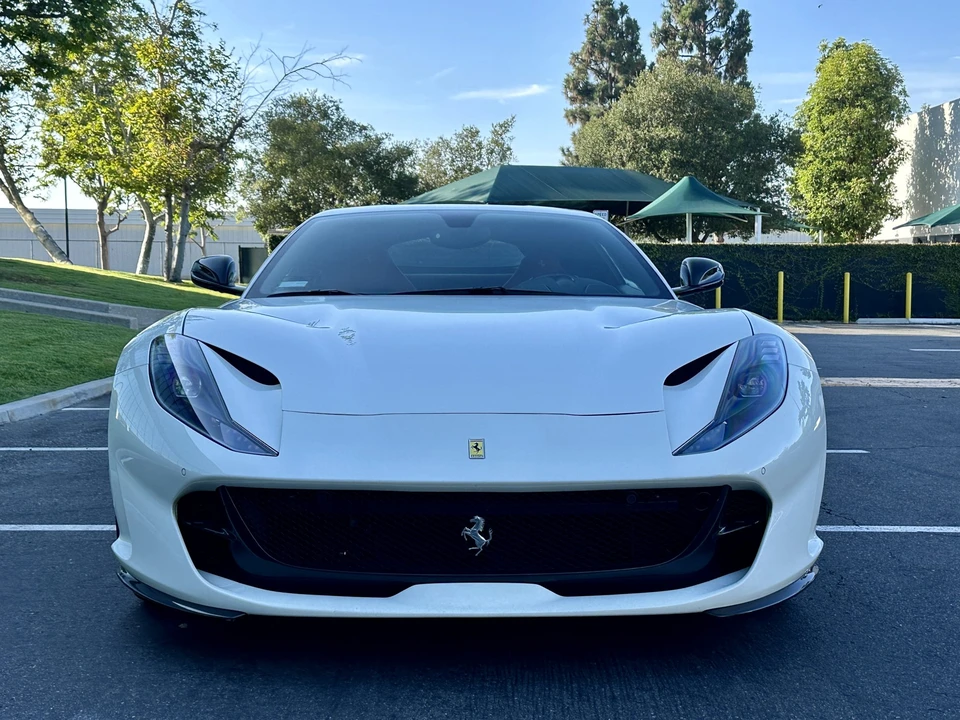 2019 Ferrari 812 Superfast - Image 12 of 31