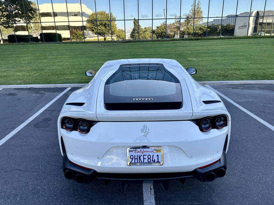 2019 Ferrari 812 Superfast - Image 25 of 31