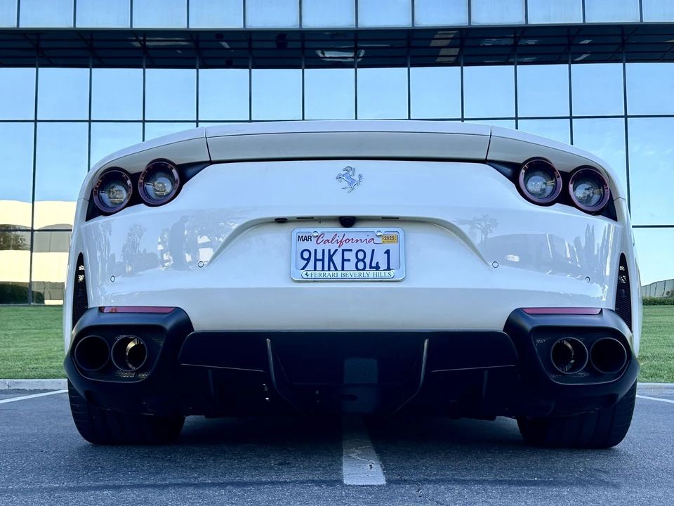 2019 Ferrari 812 Superfast - Image 29 of 31