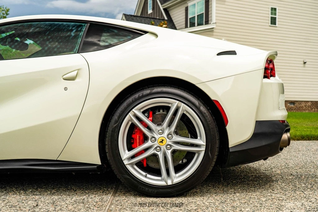 2019 Ferrari 812 Superfast - Image 5 of 21