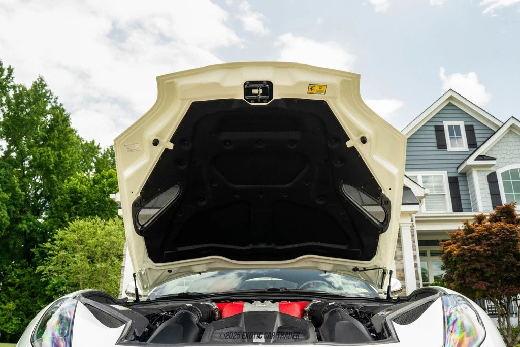 2019 Ferrari 812 Superfast - Image 20 of 21
