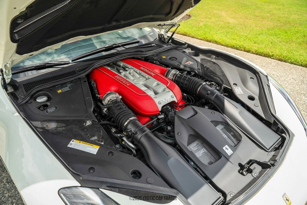 2019 Ferrari 812 Superfast - Image 18 of 21